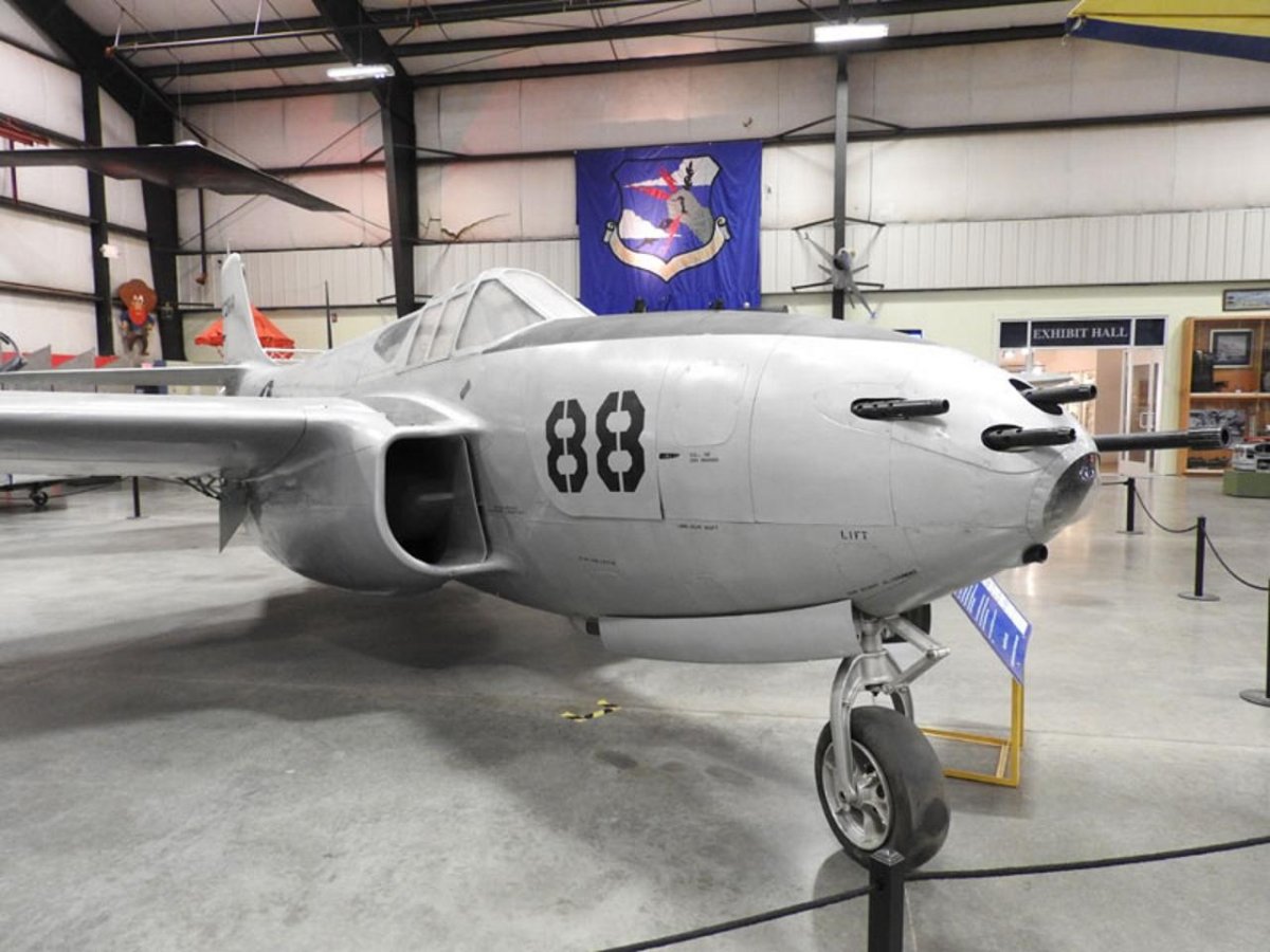 Самолет Белл р-59 "Эйркомет"