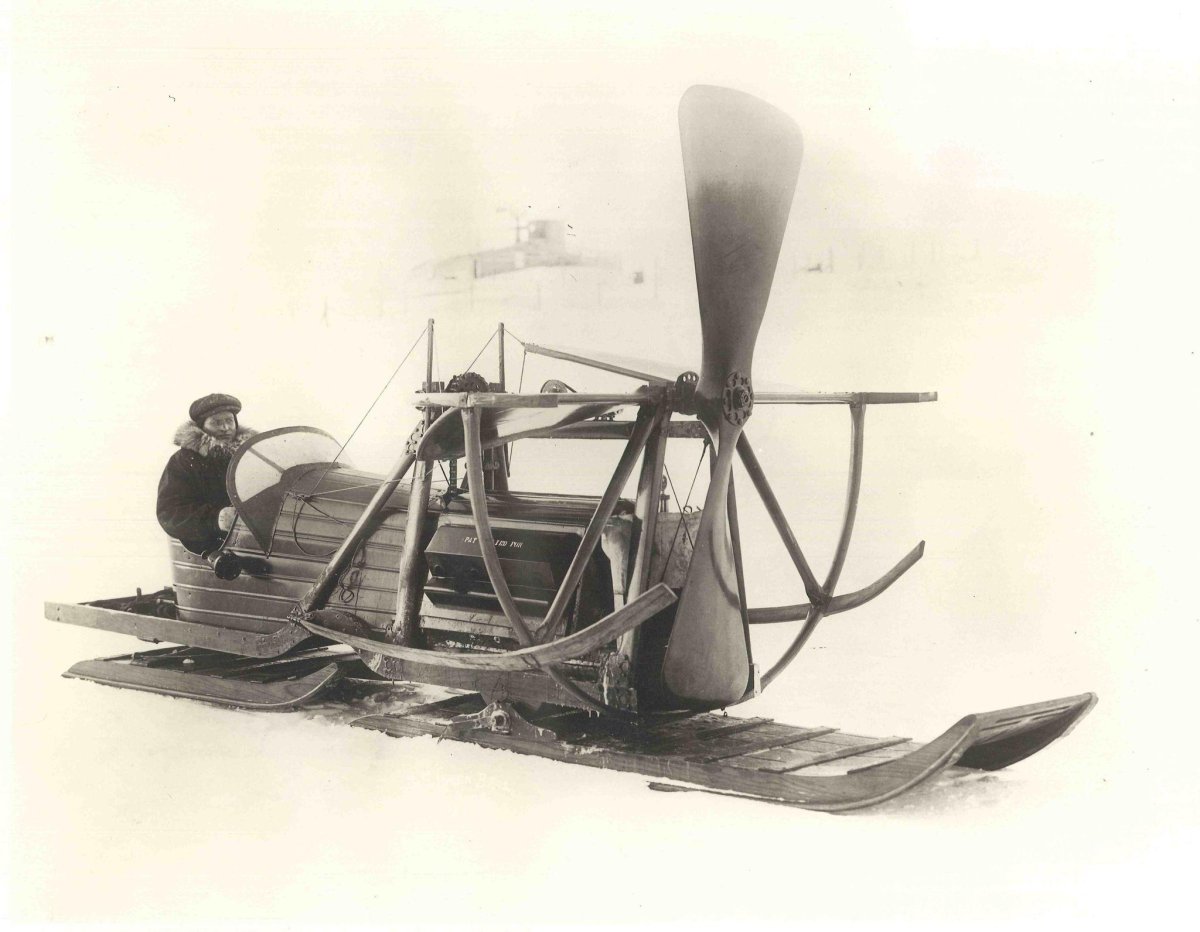 Аэросани ОСГА 6