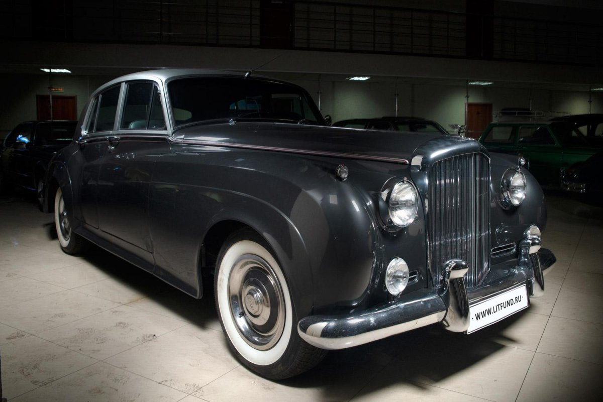 Автомобили 1955 года