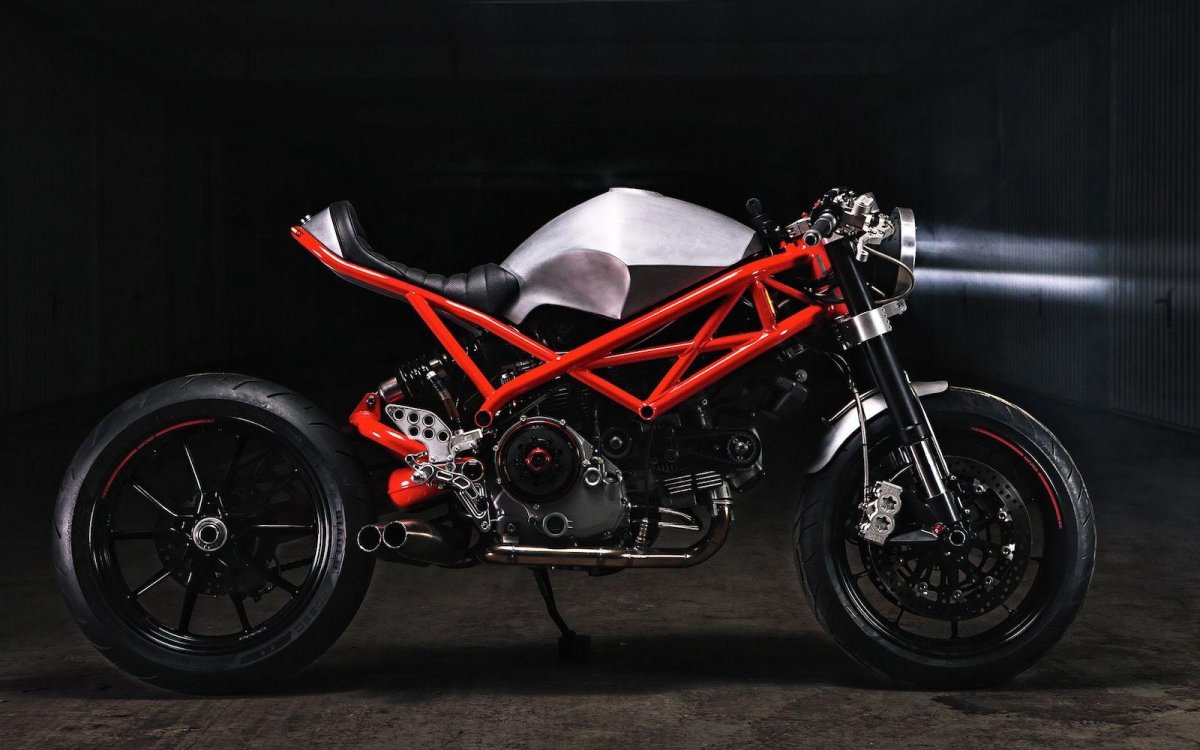 Ducati Monster 1100 EVO