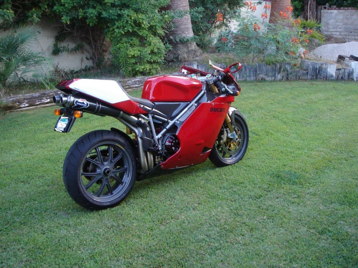 Ducati 998