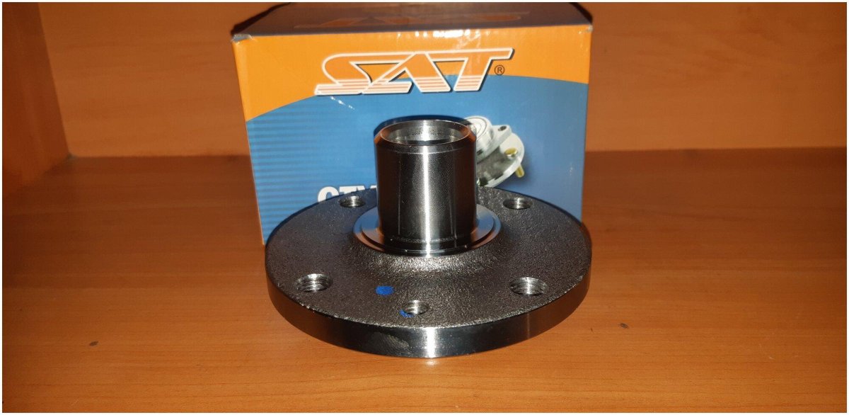 Ступица Рено Логан передняя