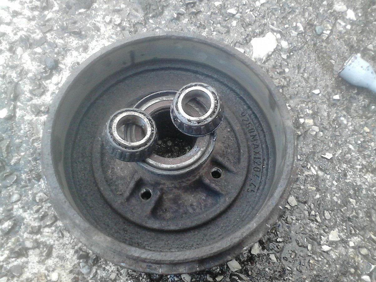 Ступица заднего колеса Рено Логан 1