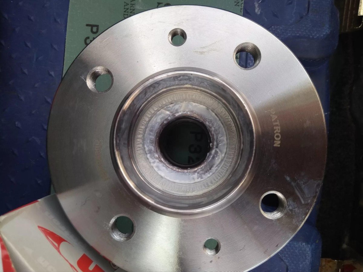 Ступица задняя Рено Лагуна 2