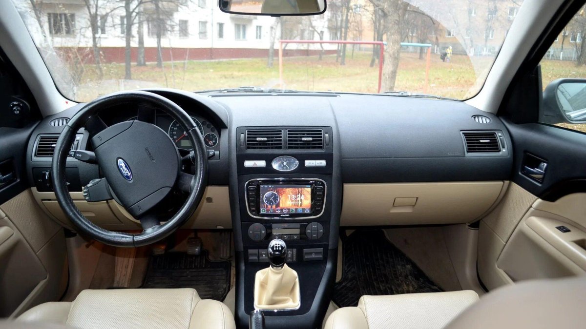Ford Mondeo 2006 салон