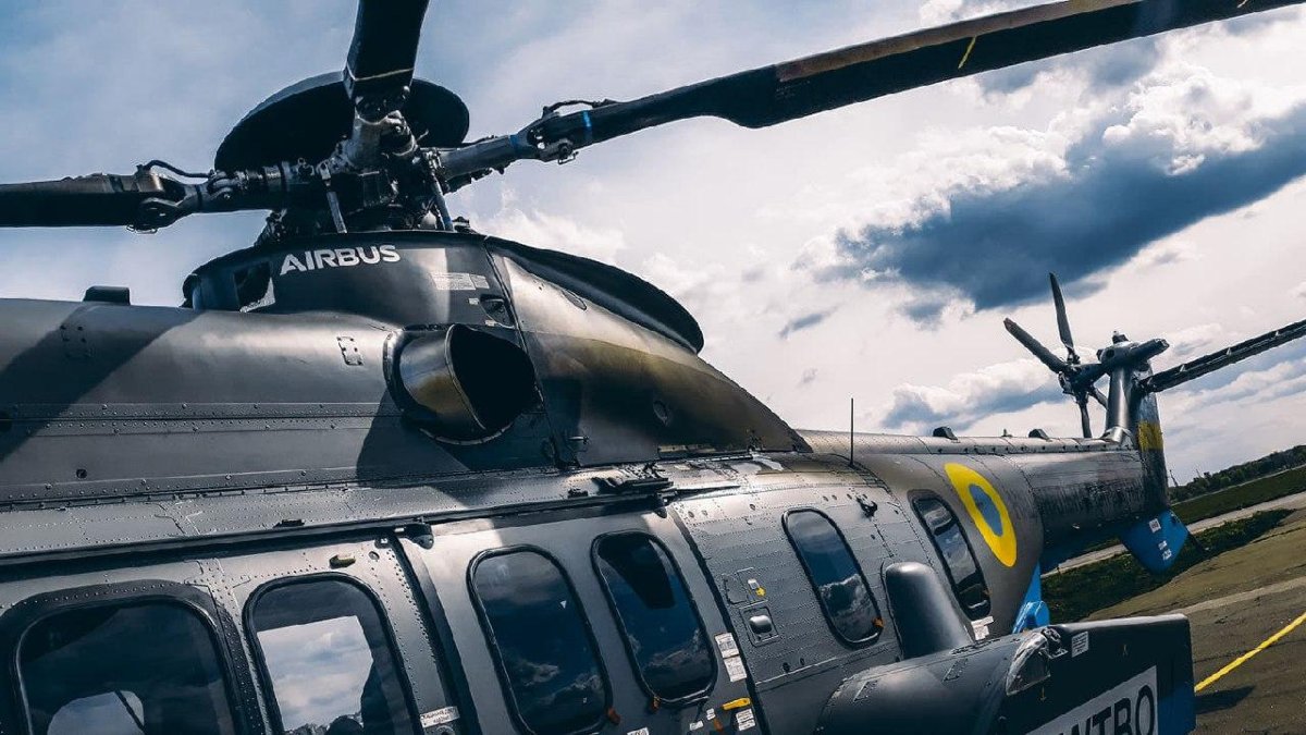 Вертолет н225 super Puma