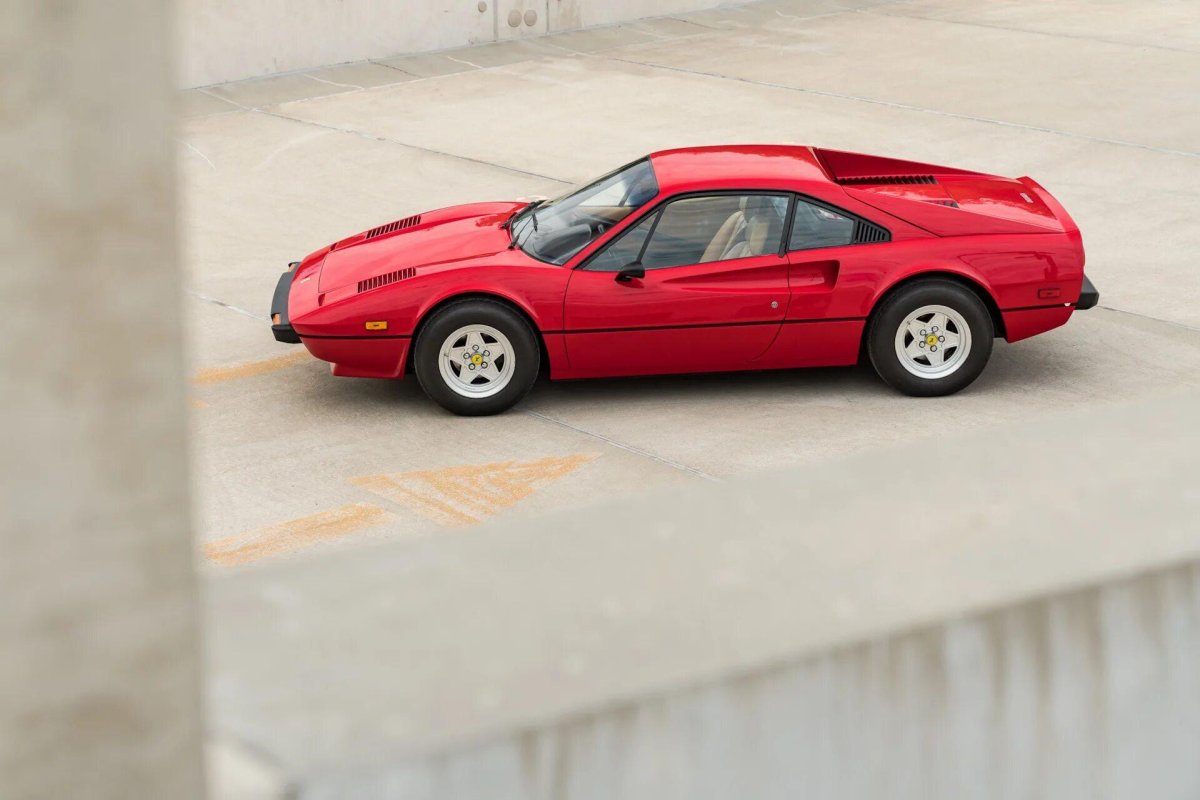 Ferrari 308 GTB 1975