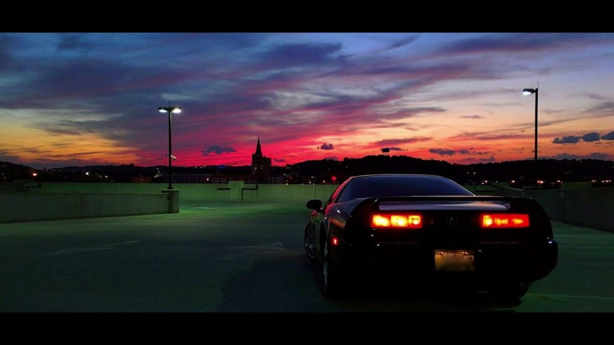 Машина на закате