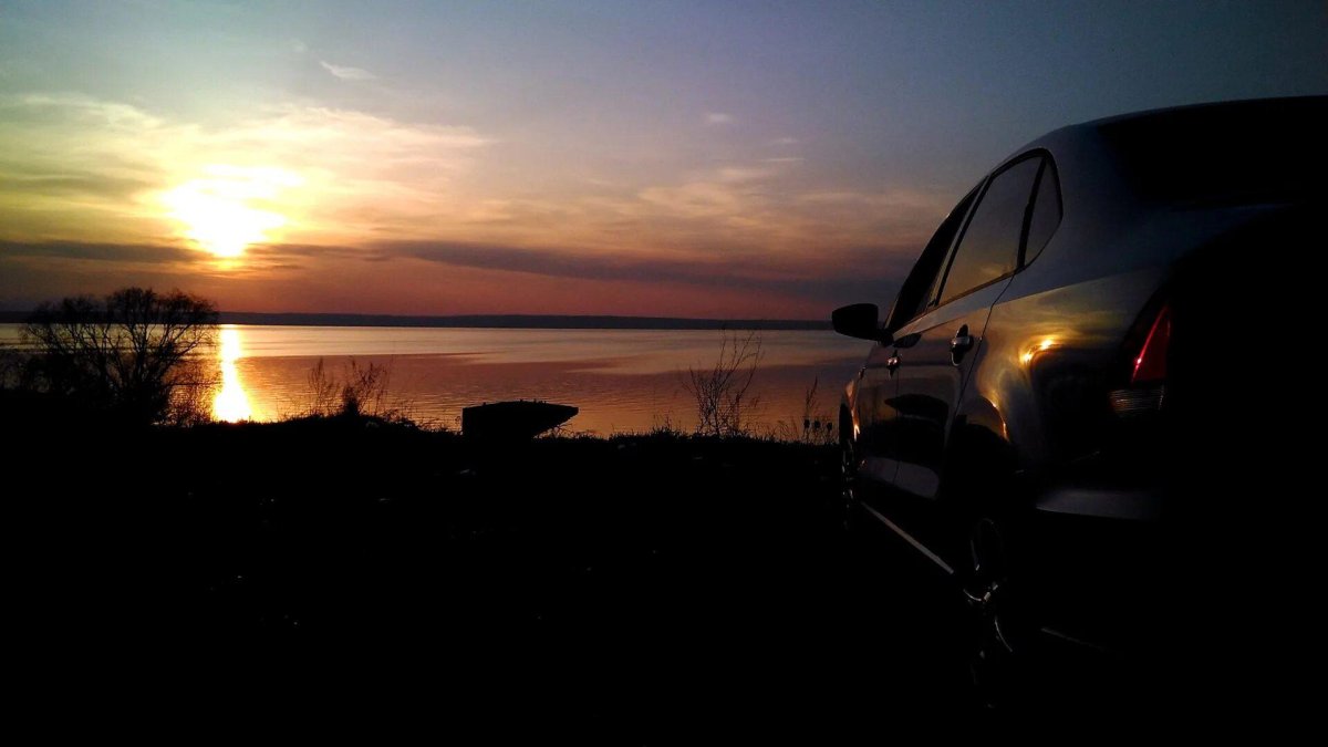 Polo sedan ночью