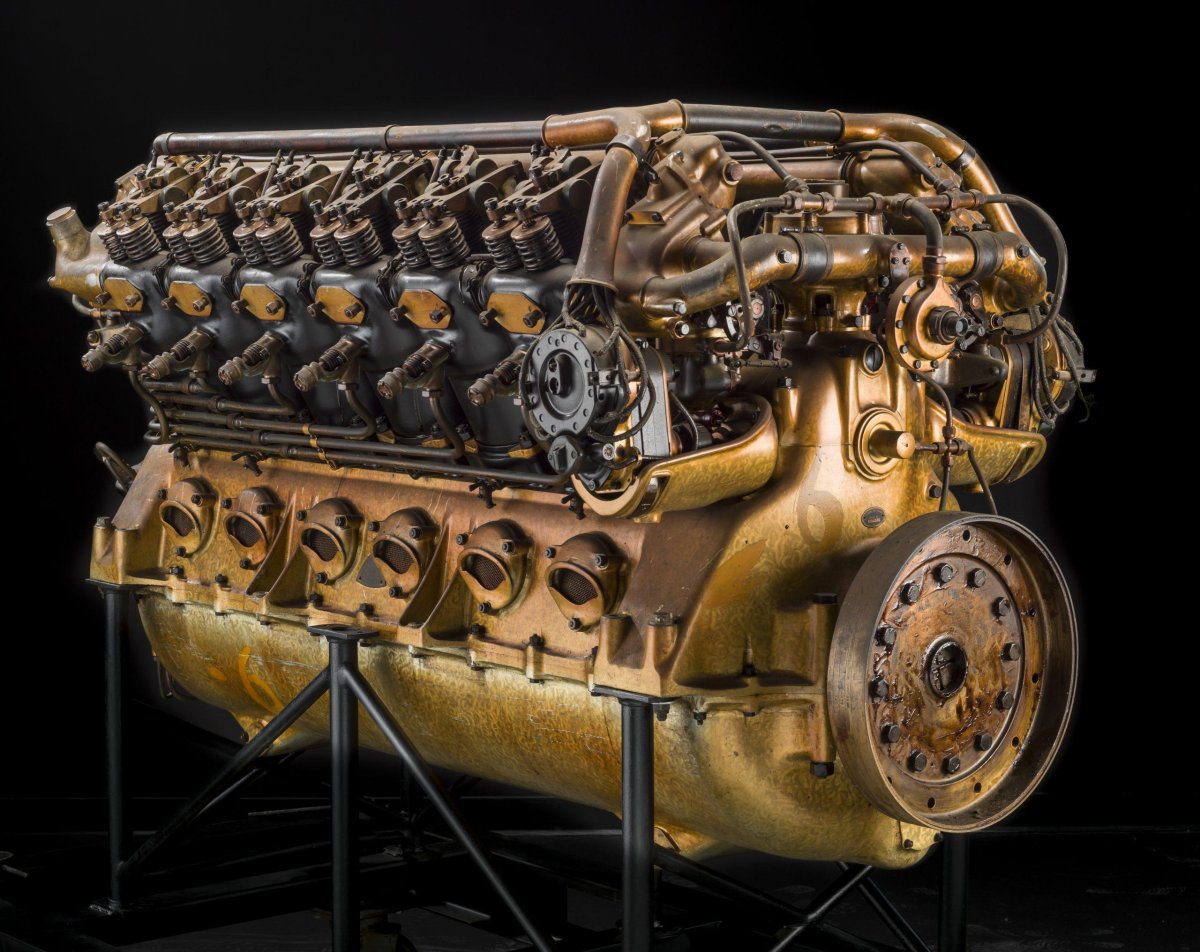 6 Цилиндровый v12