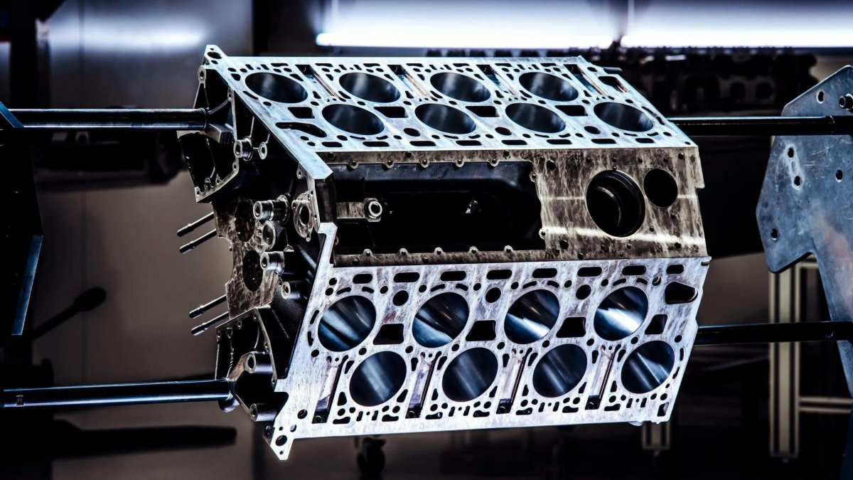 Мотор Бугатти Вейрон w16