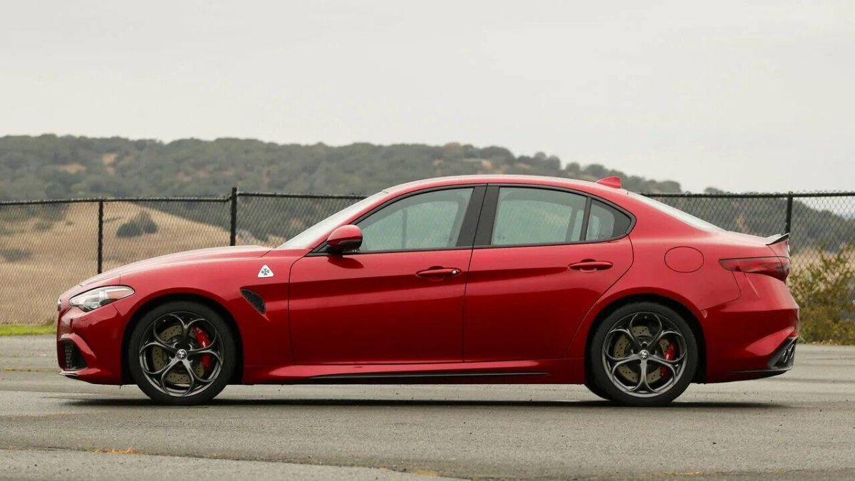 Alfa Romeo Romeo Giulia