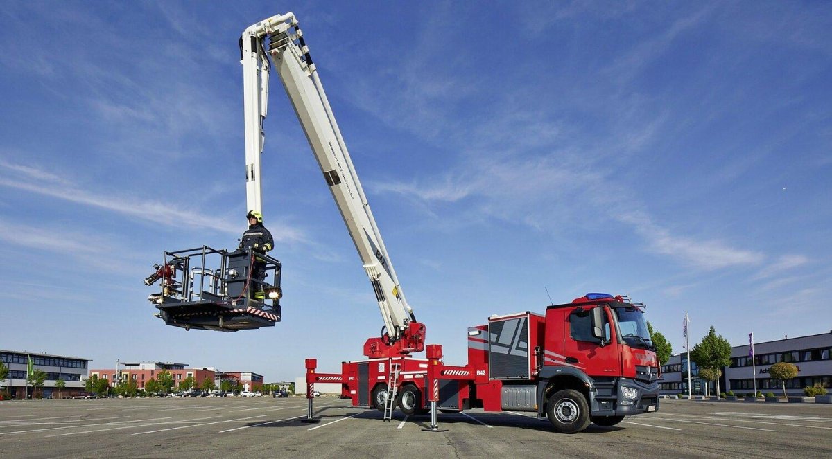 Автовышка Палфингер