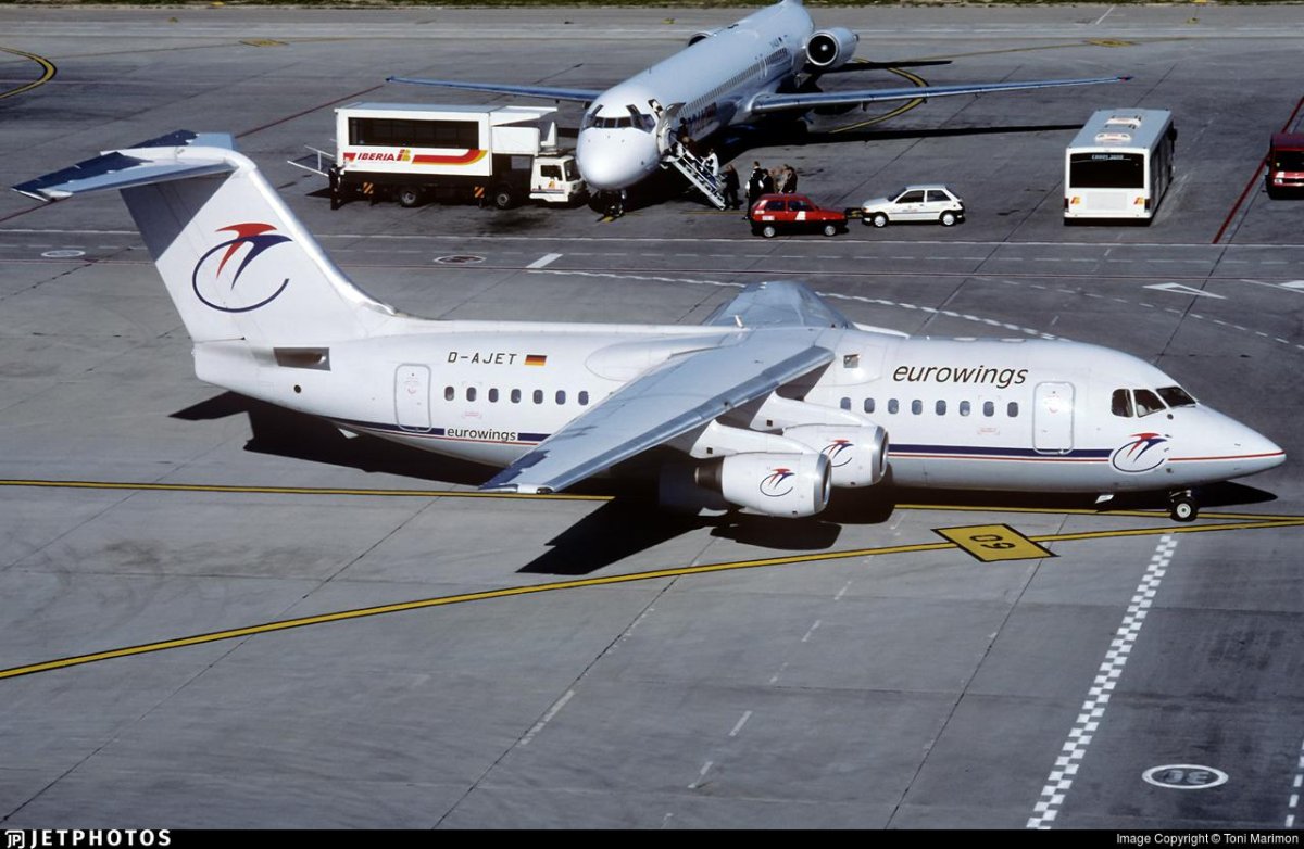 Пассажирский самолет