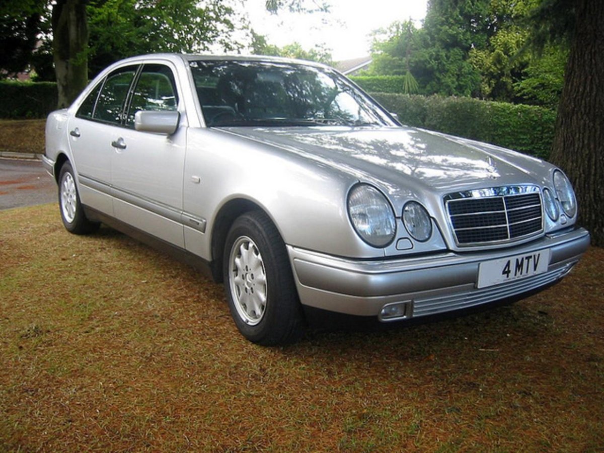Mercedes e230