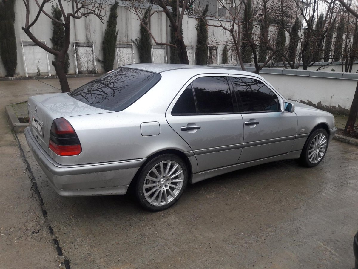 Мерседес-Бенц сечка 1998