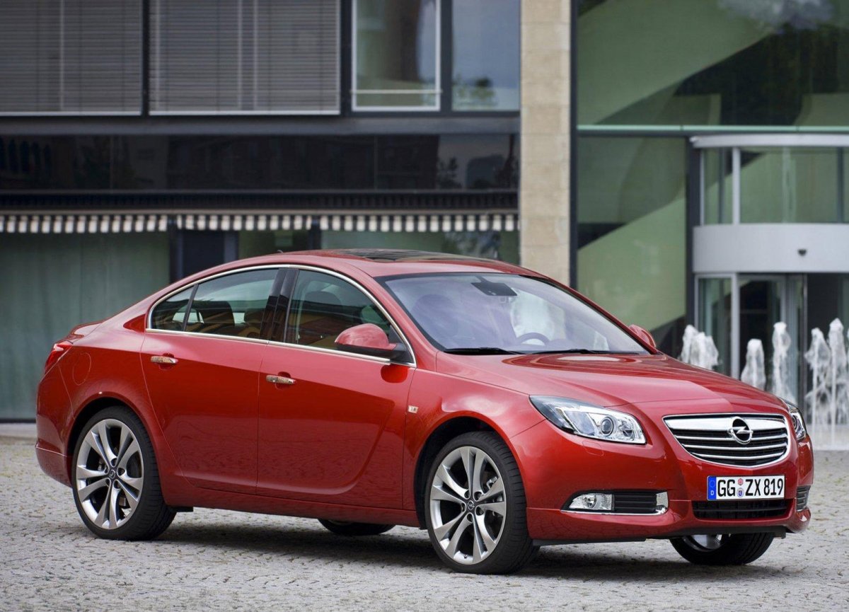 Опель Инсигния 2.0 турбо