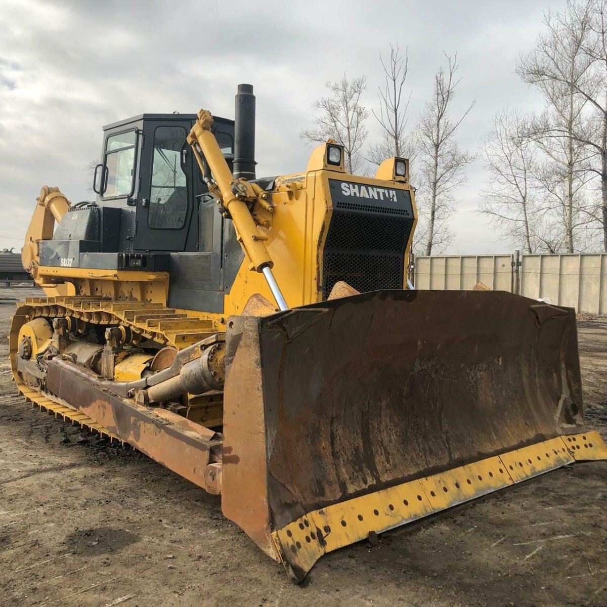 Шантуй 32 бульдозер
