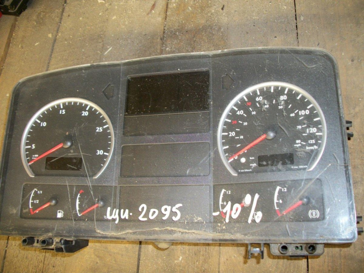 Щиток приборов ман ТГА