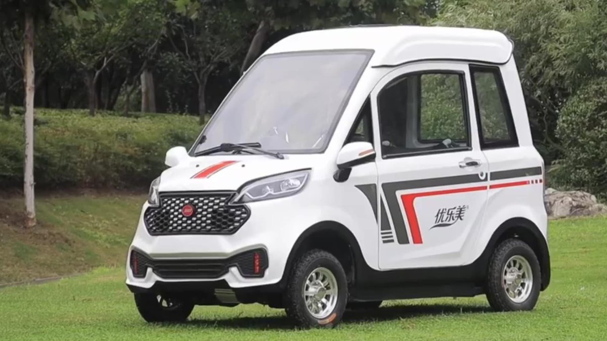 Электромобиль для пожилых