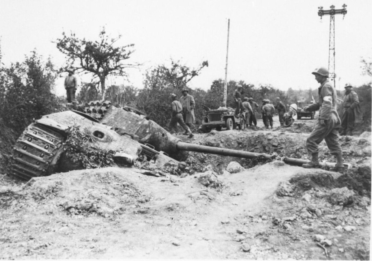 Танк застрял