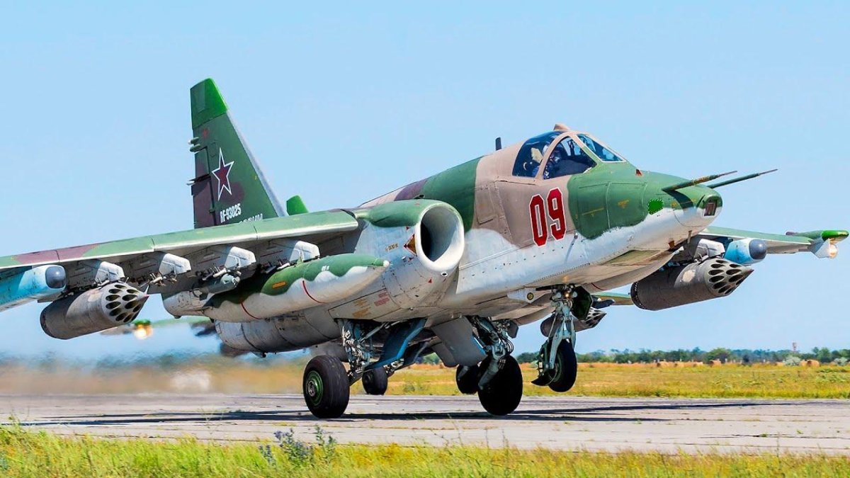 Штурмовик Су-25 Грач