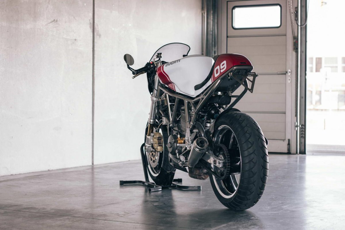 Ducati Supersport 750