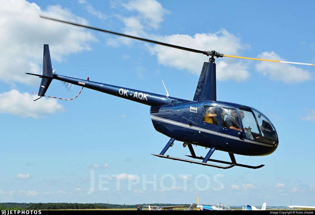 Вертолет Robinson r44