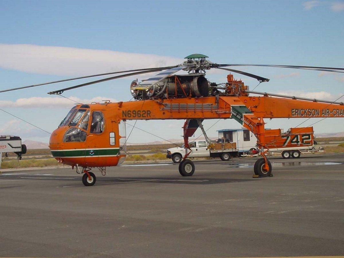 Вертолёт-кран Sikorsky s-64