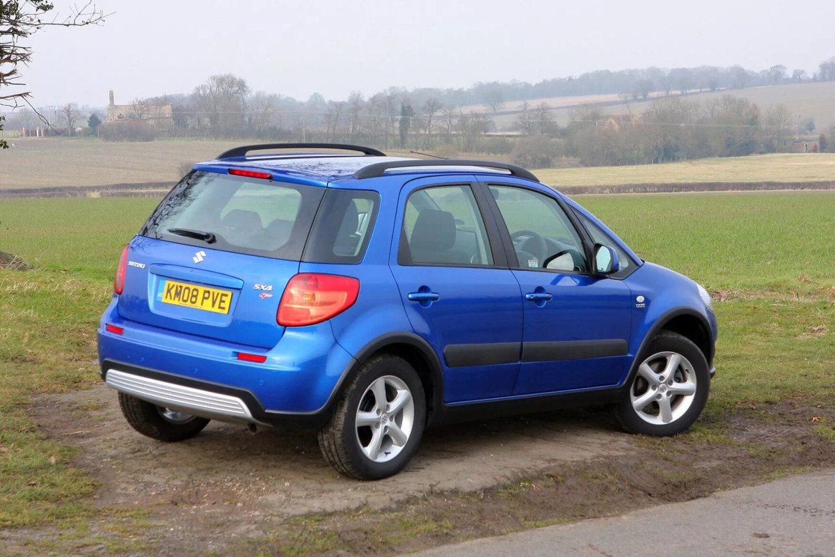 Suzuki sx4 хэтчбек