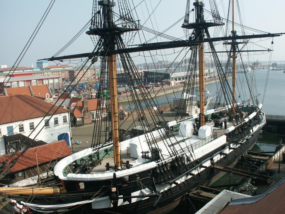 Фрегат Тринкомали