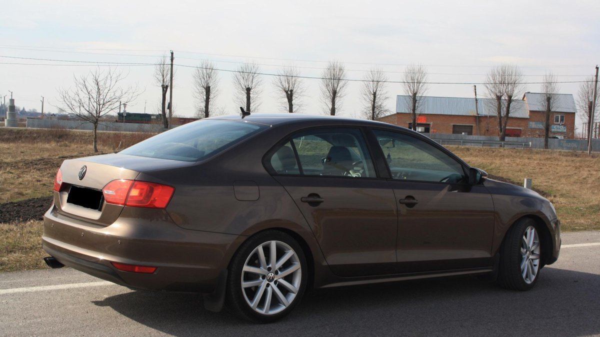 VW Cleveland r16 Jetta 6