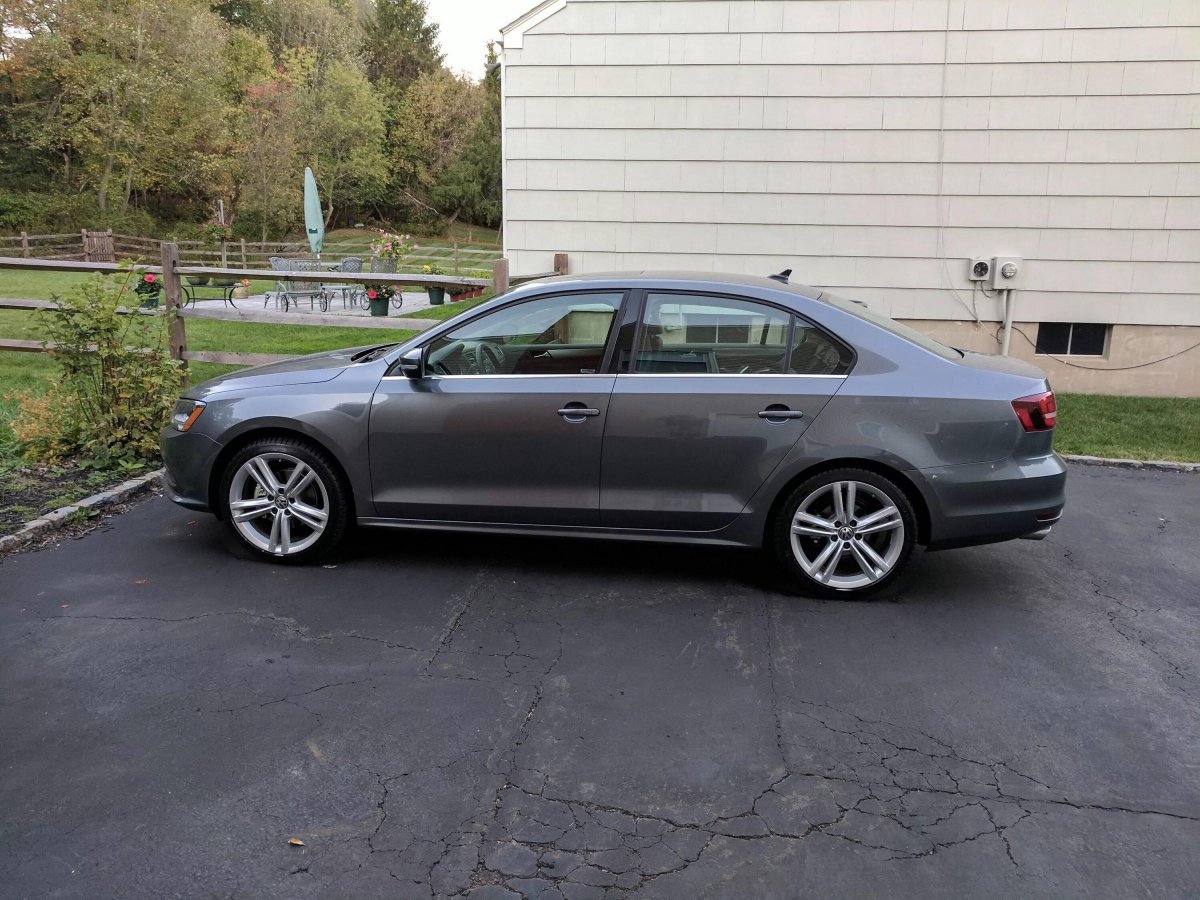 VW Jetta 6 диски r18