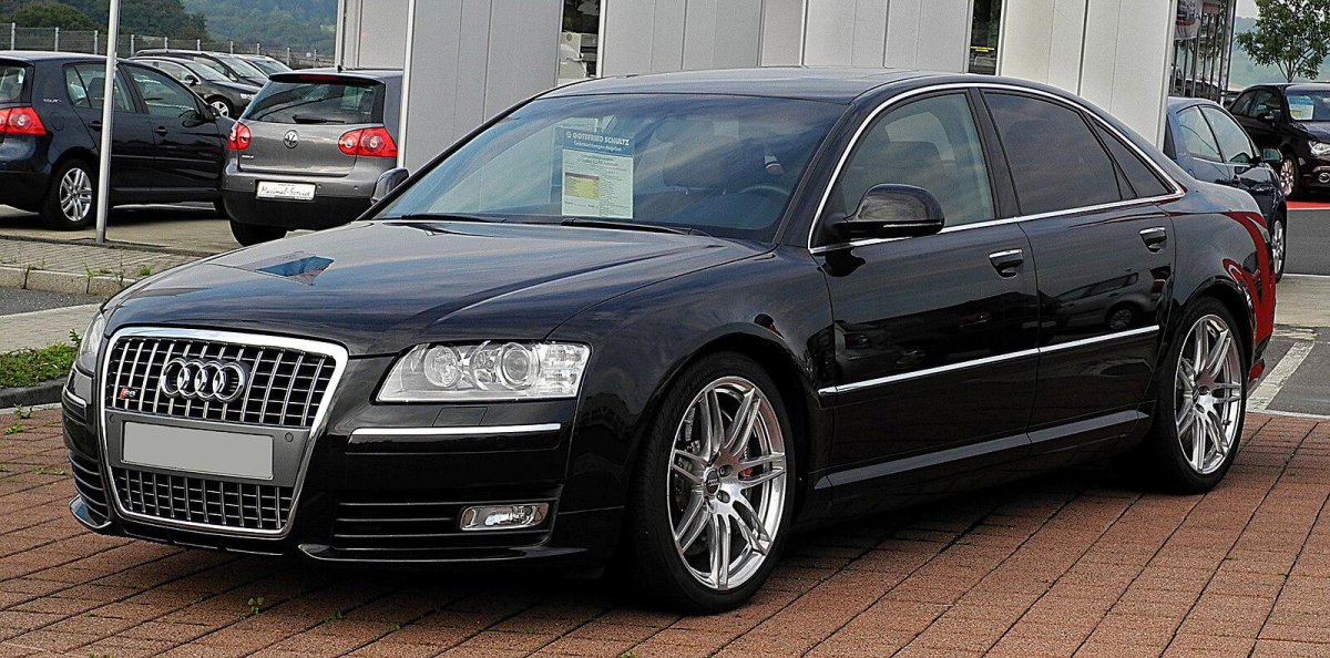 Audi s8 d3 2007
