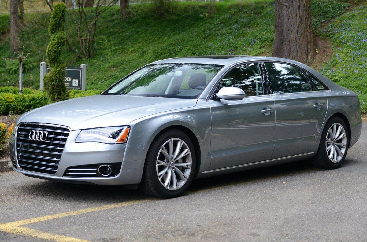 Ауди а8 Лонг