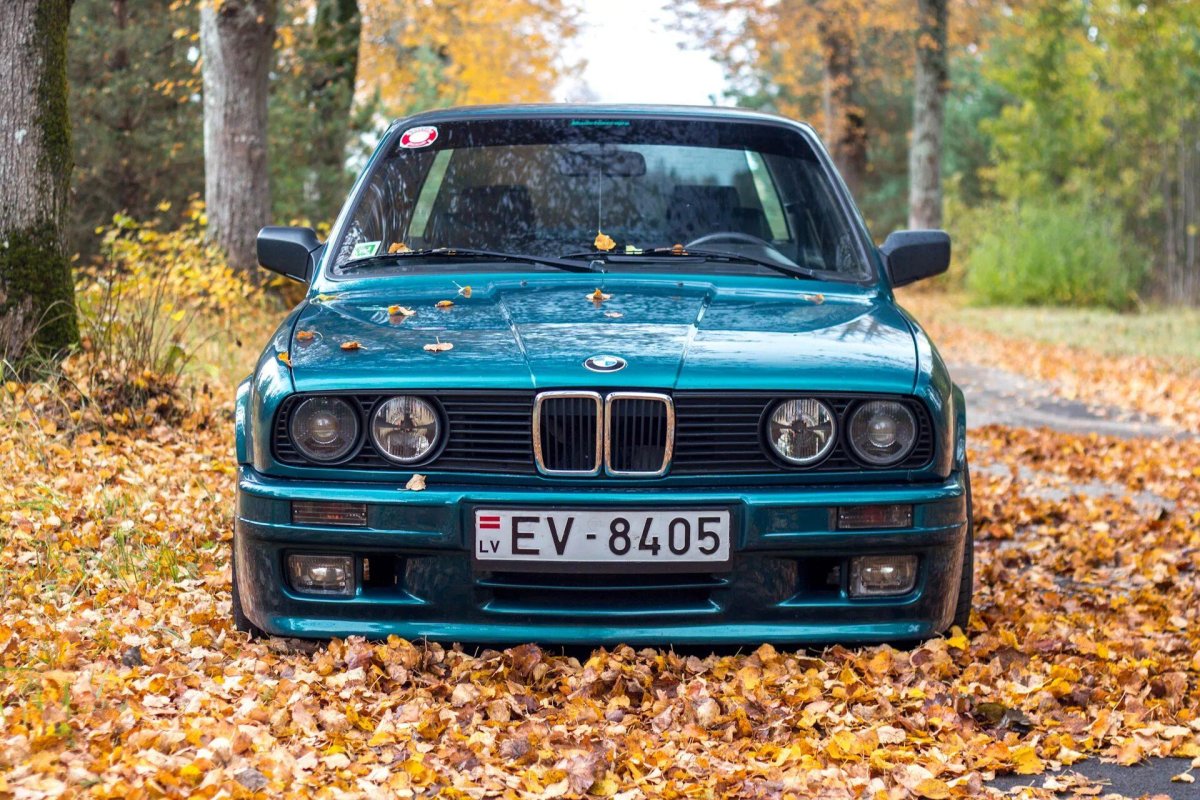 BMW 3 e30