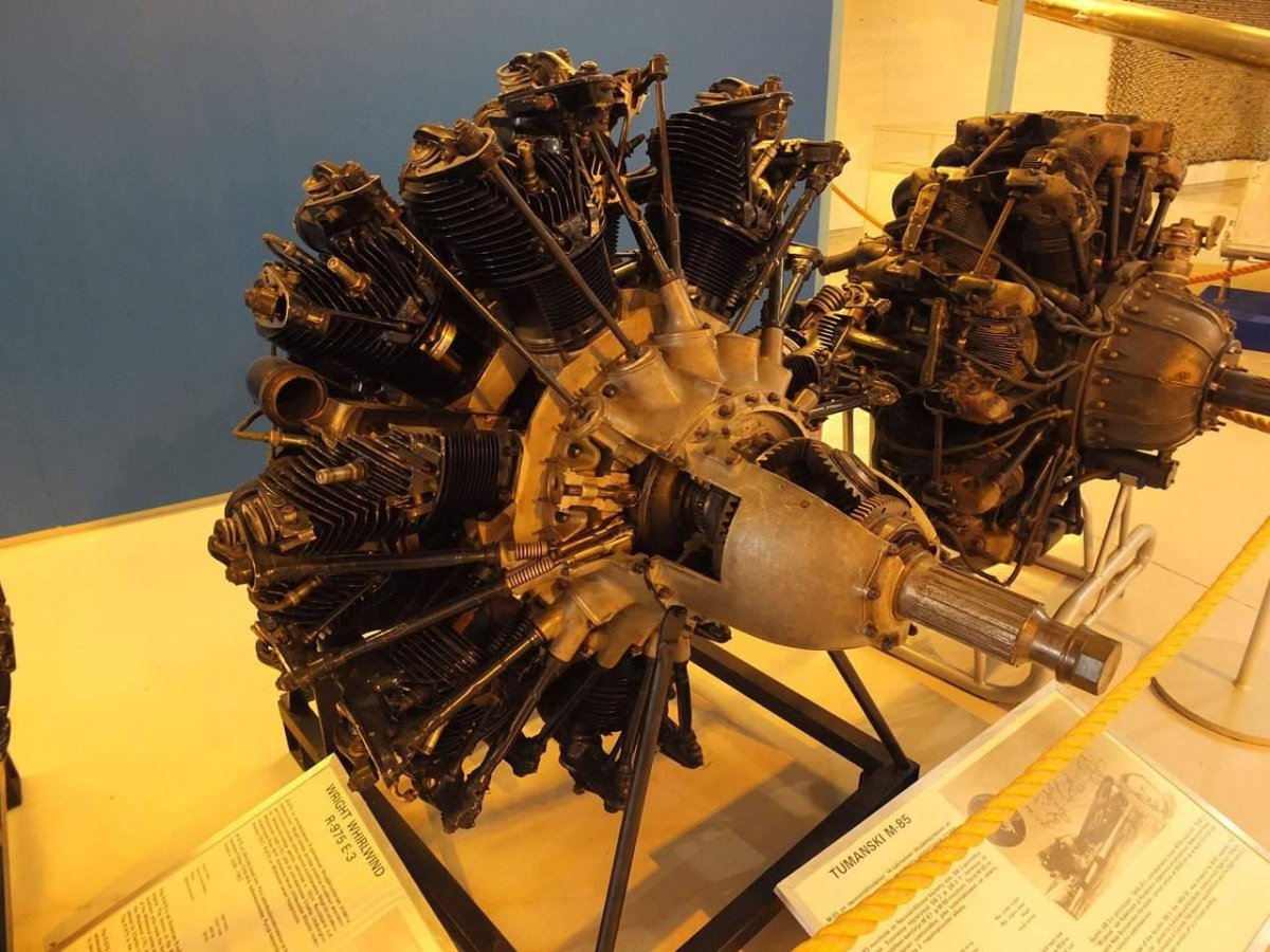 Поршневой мотор м88