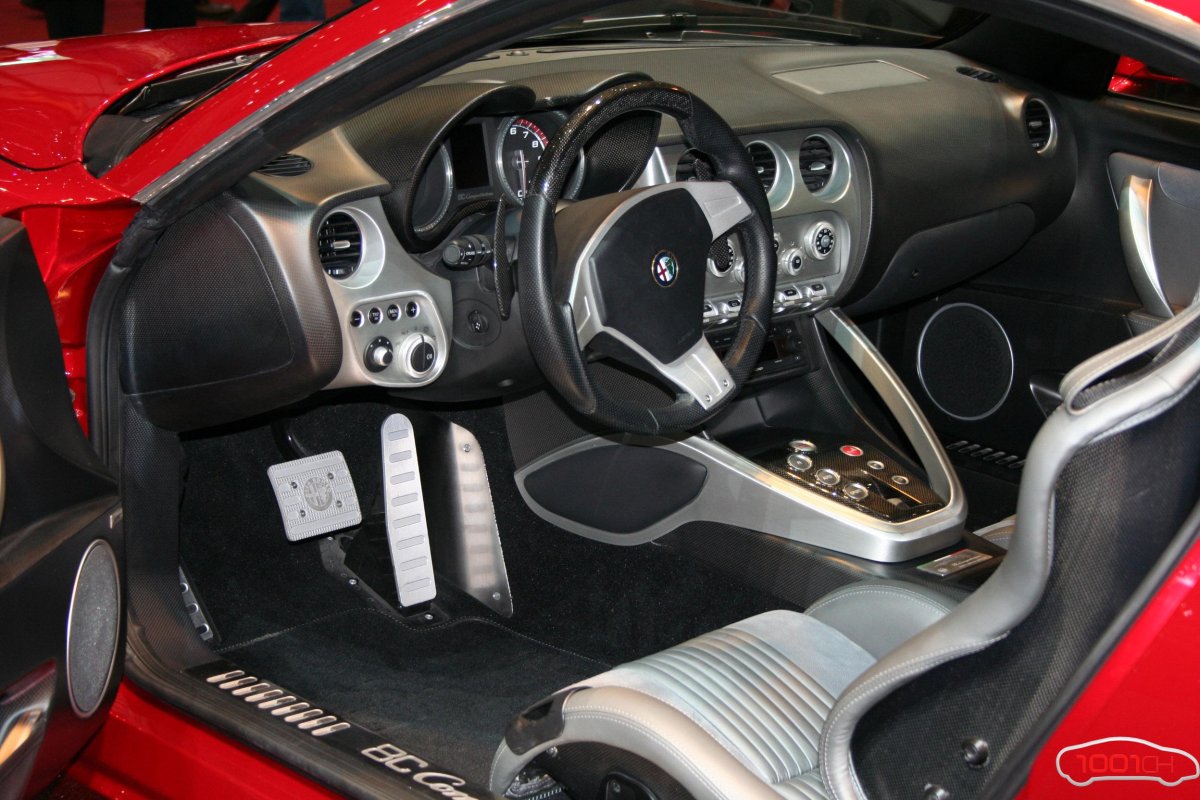 Alfa Romeo 8c Competizione салон