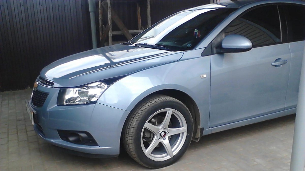 Шевроле Круз на дисках r16