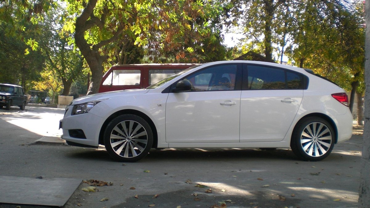 Chevrolet Cruze r18 225/45