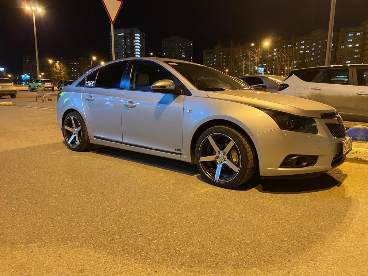 Chevrolet Cruze r18