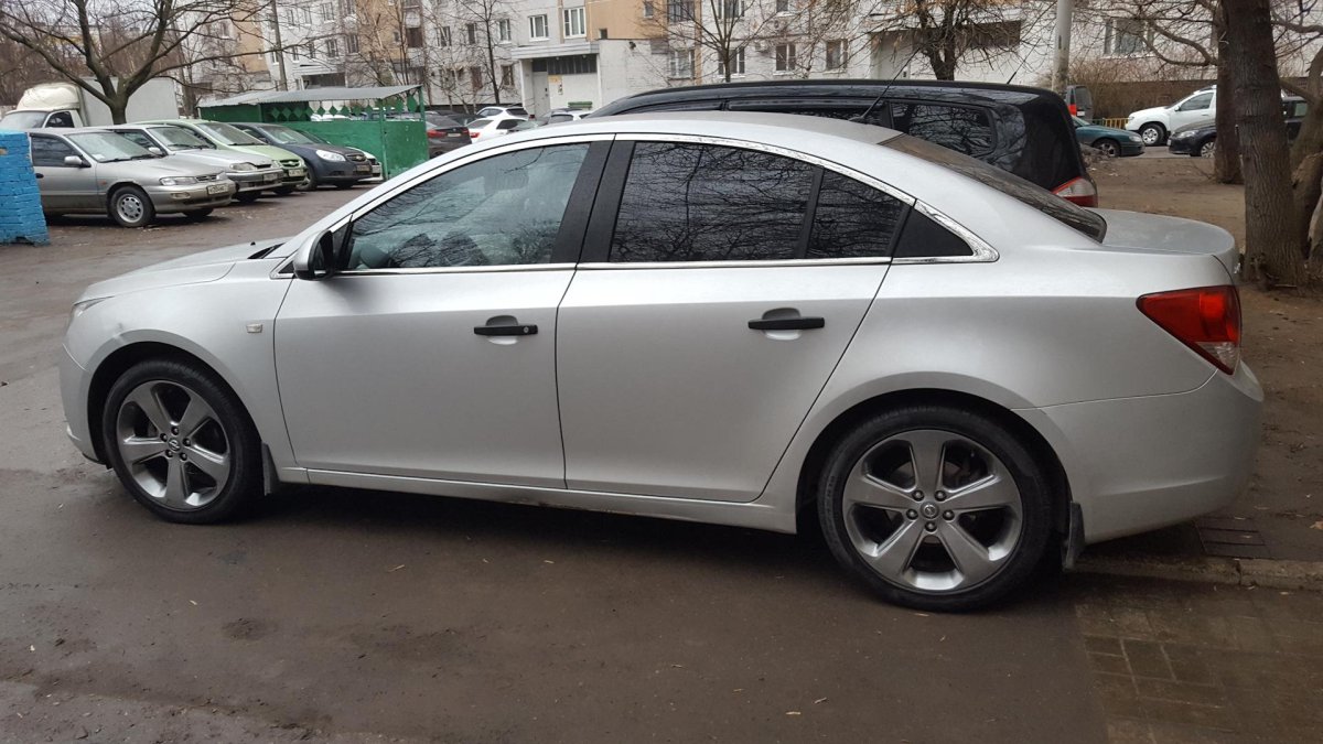 Chevrolet Cruze 215/55 r18