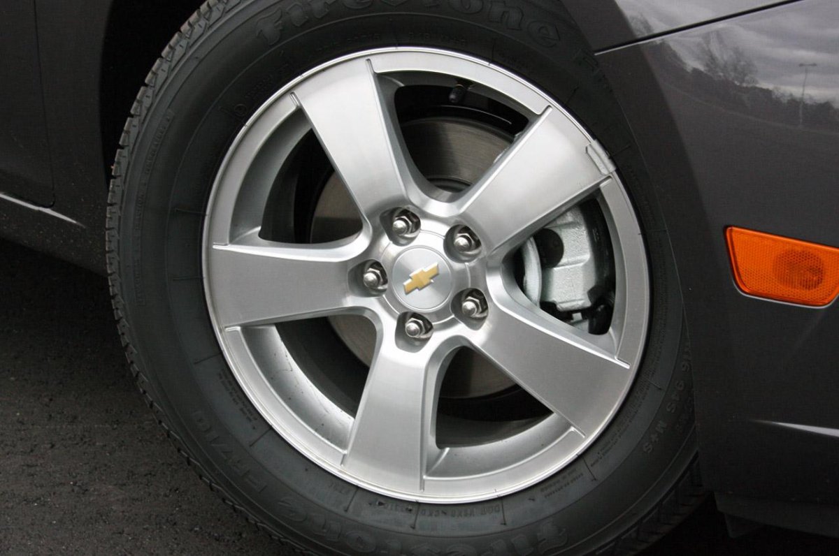 Шевроле Круз размер шин 16 радиус