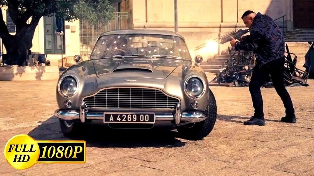 Астон Мартин Бонда 007