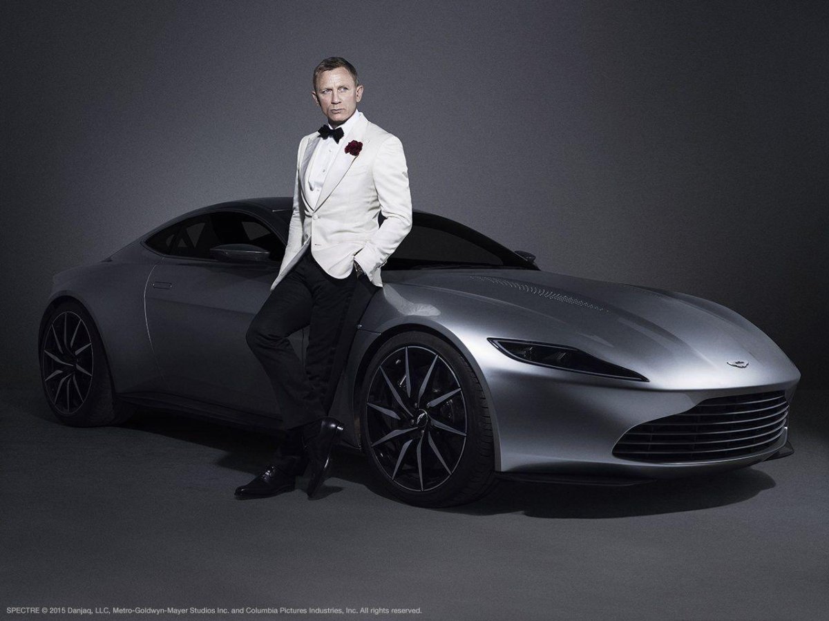 Aston Martin Джеймса Бонда