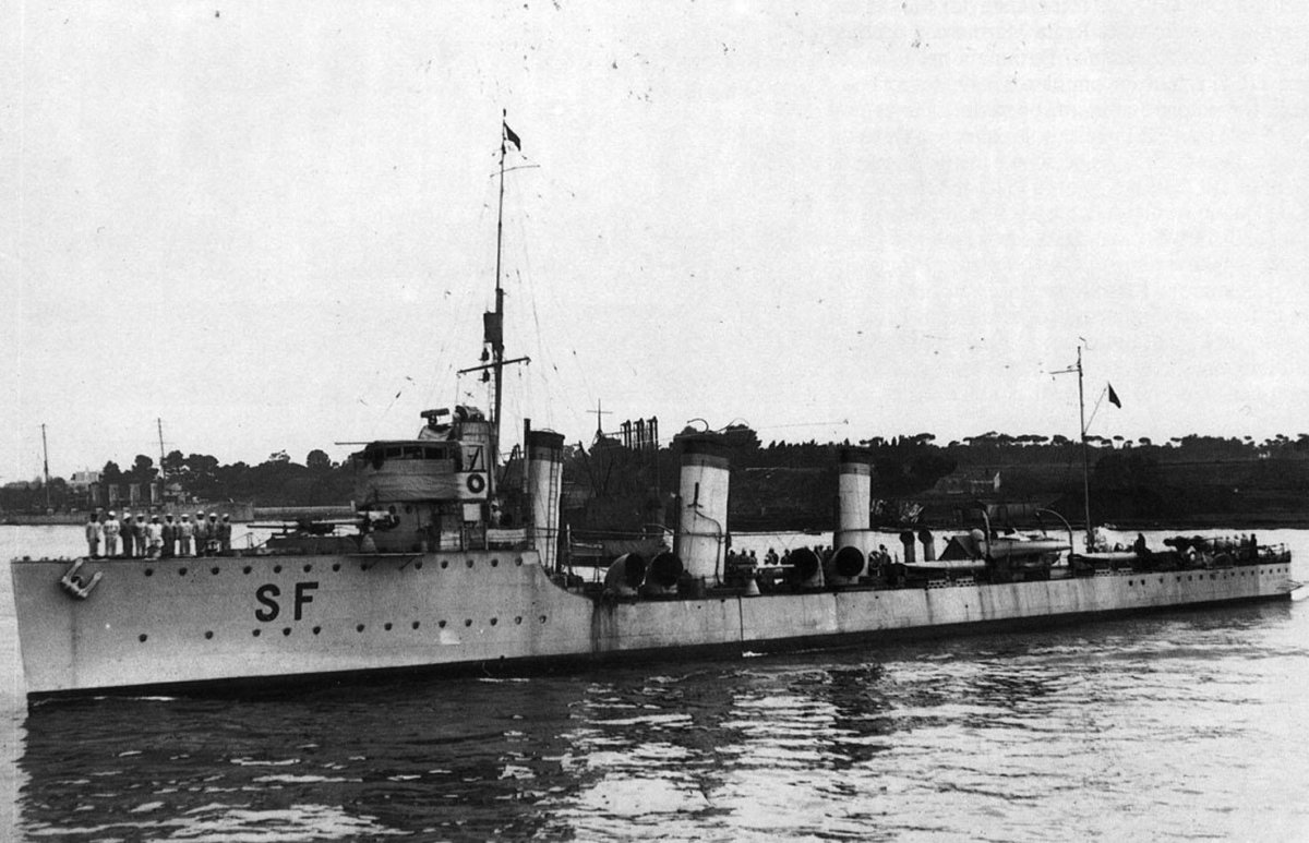 Миноносец Италия вега1936