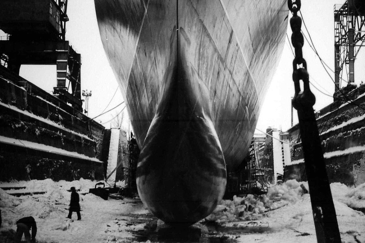 Петровский док в Кронштадте