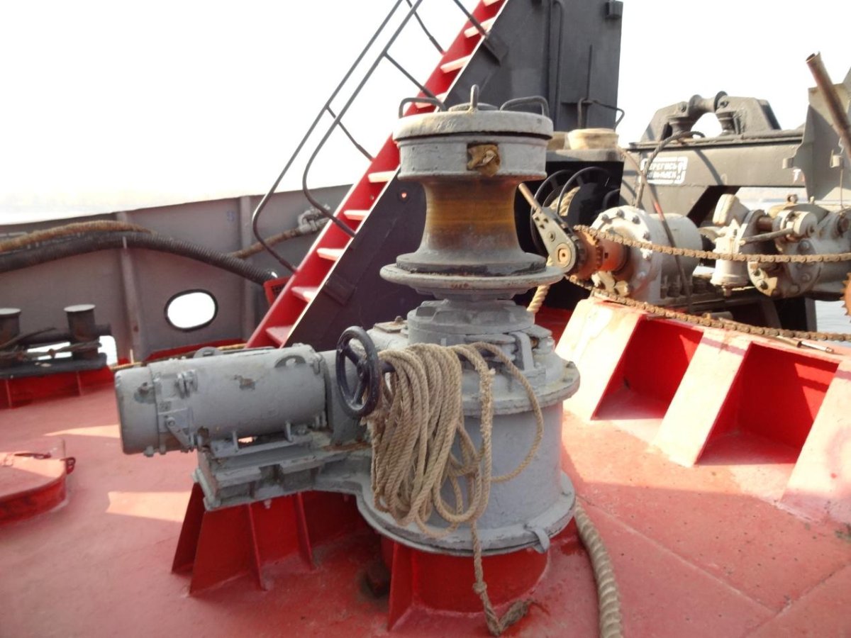 Шпиль якорно-швартовный