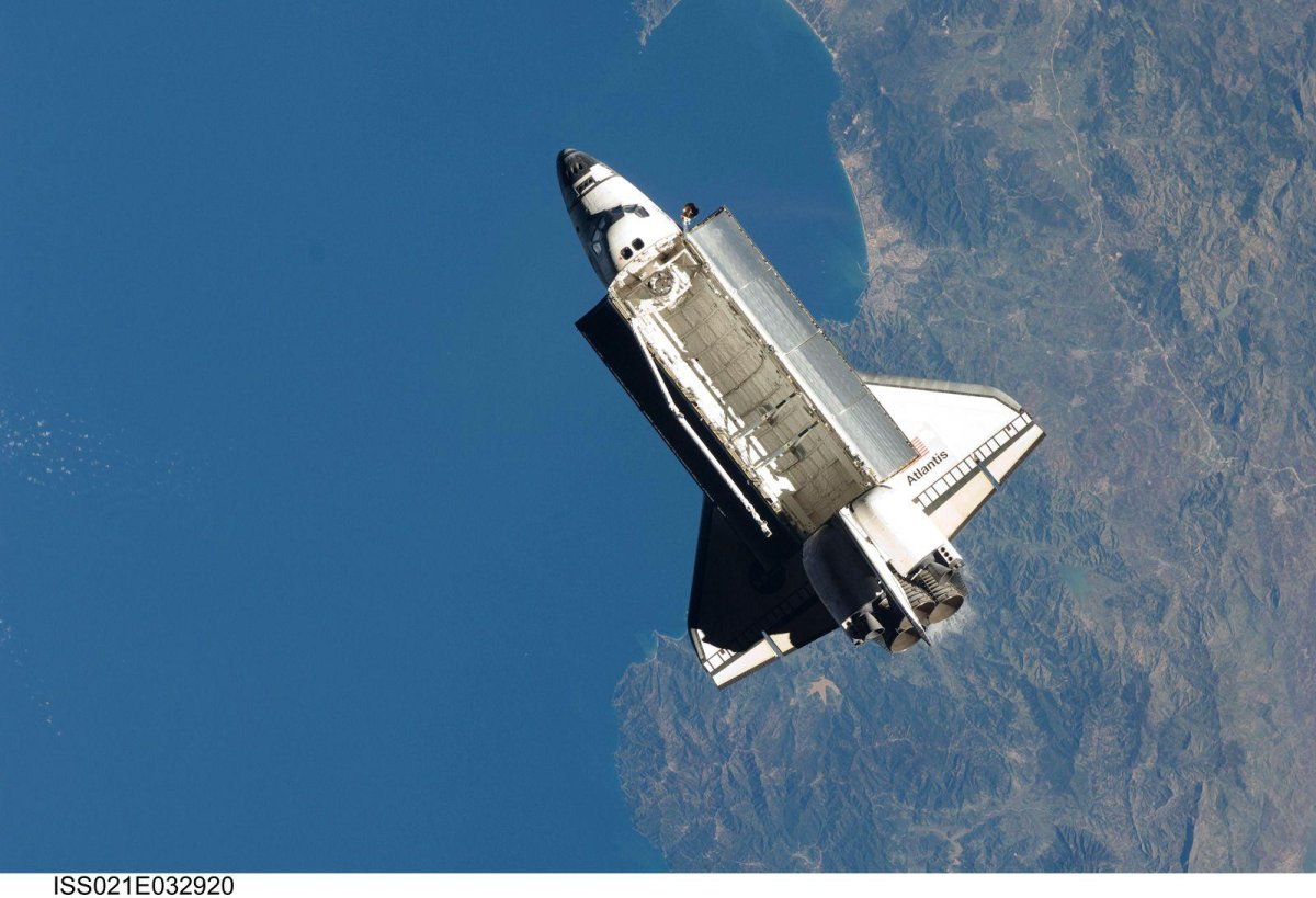 Космический челнок Спейс шаттл