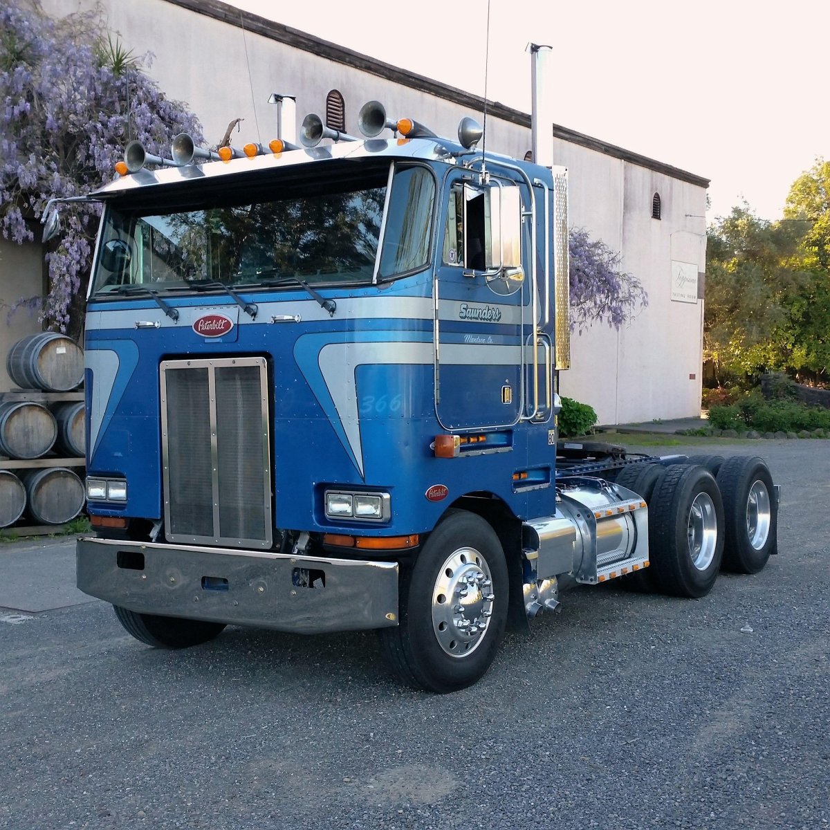 Peterbilt 362